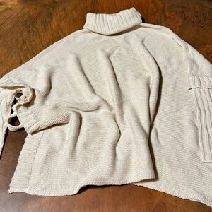 RD Style Cream Cowl Neck Sweater‎
